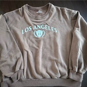 Hollister Women’s Large cropped sweatshirt